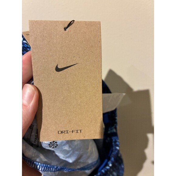 NWT Nike Dri-Fit Blue Camo Speckle Shorts Standard Fit Training- Kids XL - Picture 2 of 2